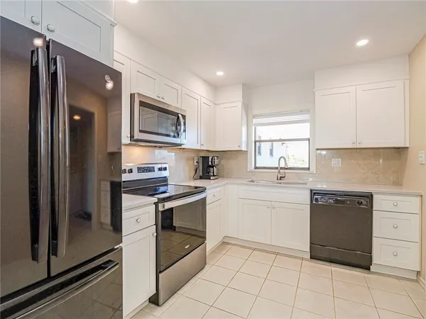 $425,000 | 5300 Florida A1A, Unit 403, Vero Beach, FL 32963