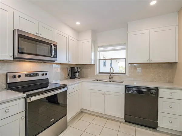 $425,000 | 5300 Florida A1A, Unit 403, Vero Beach, FL 32963