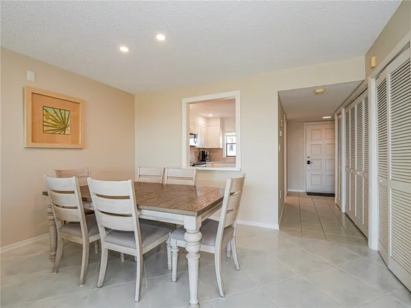 $425,000 | 5300 Florida A1A, Unit 403, Vero Beach, FL 32963