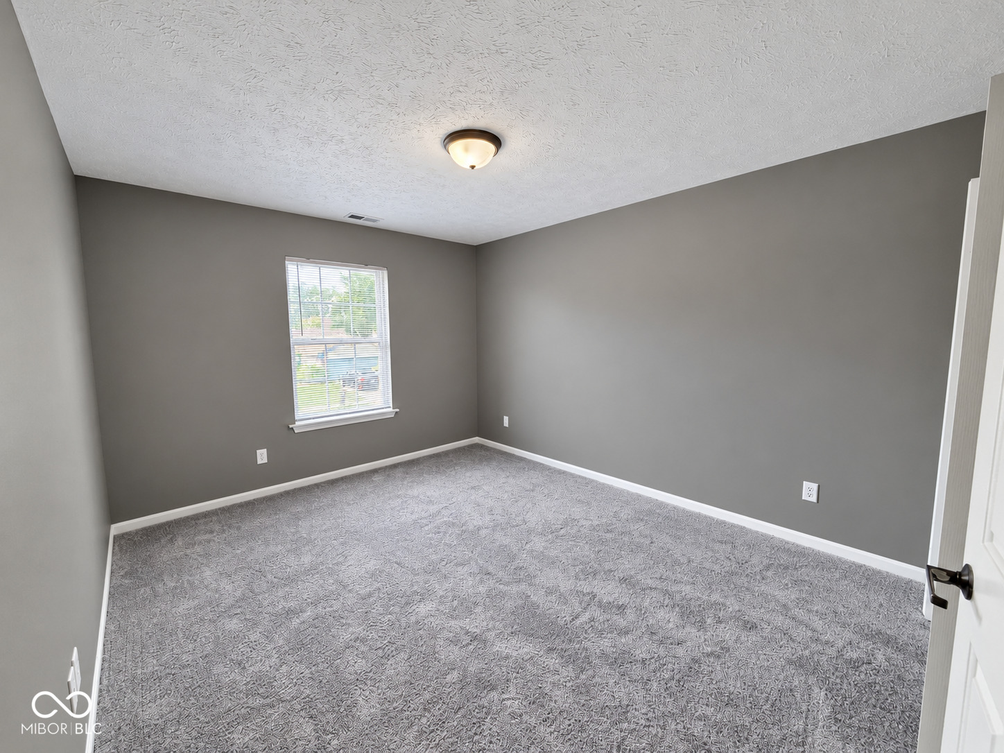12915 Longleaf Lane Fishers, IN 46038 - Photo 12 of 17 Gallery Image 12