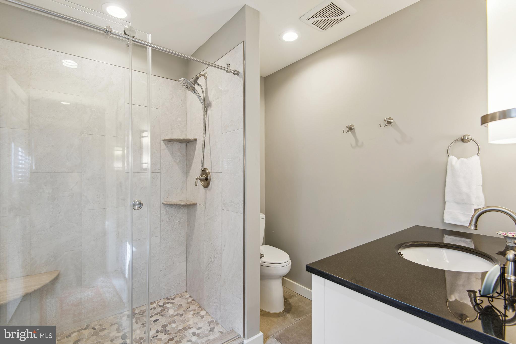 6760 Wilson Road Marshall, VA 20115 - Photo 21 of 75 En Suite Bathroom