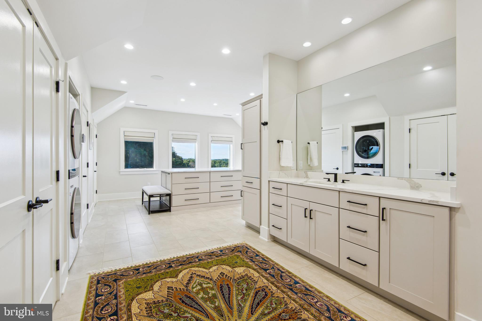6760 Wilson Road Marshall, VA 20115 - Photo 26 of 75 Primary bathroom includes own laundry