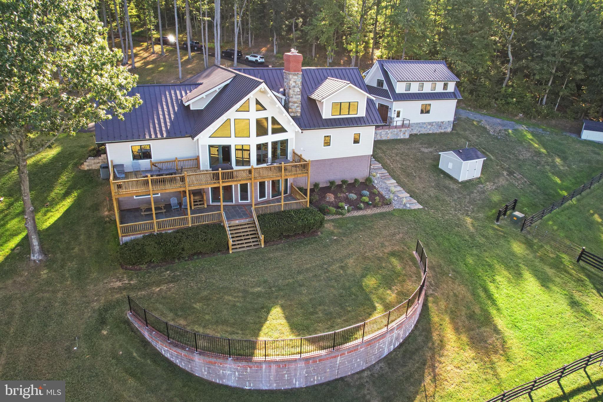 6760 Wilson Road Marshall, VA 20115 - Photo 50 of 75 Main home and garage