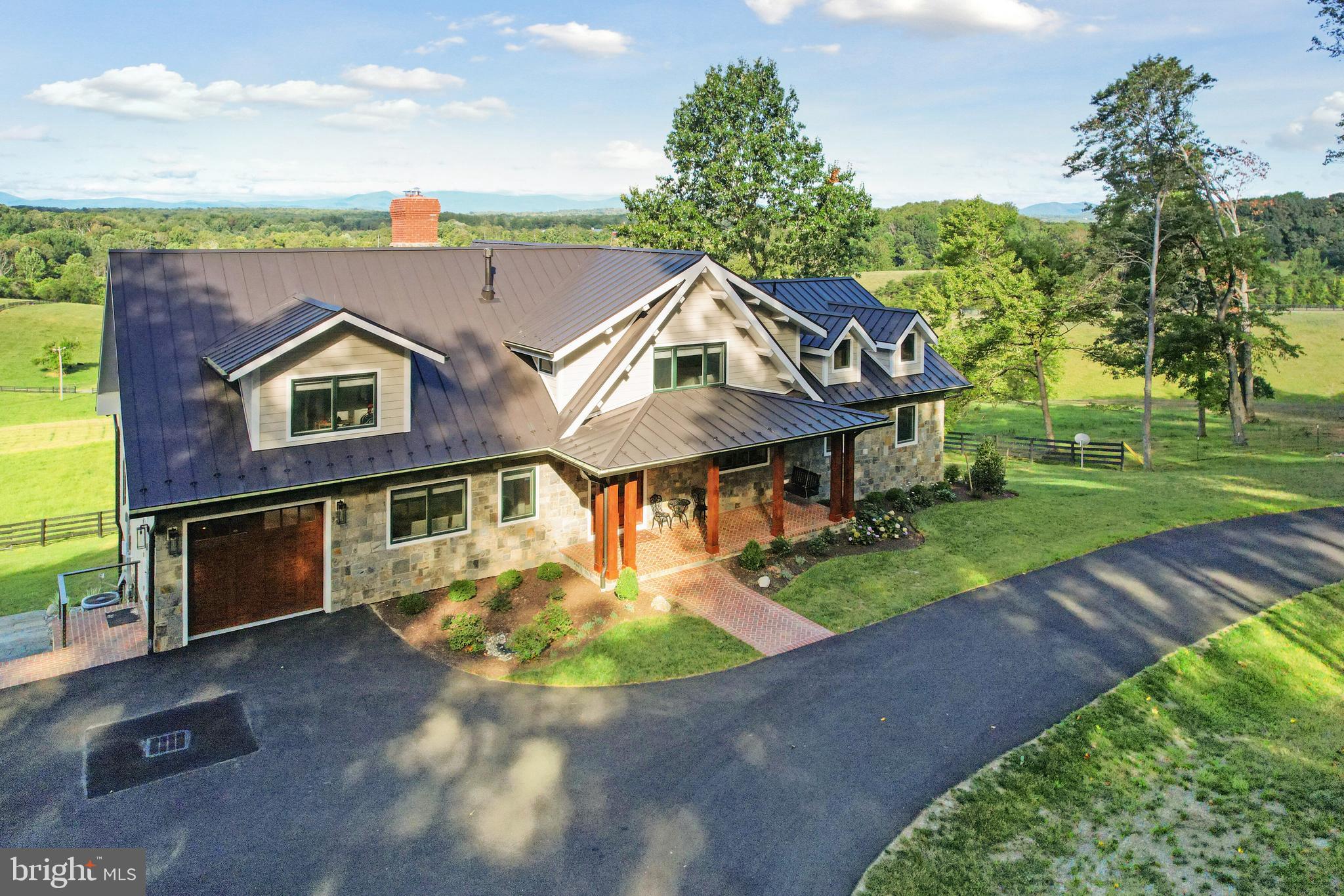 6760 Wilson Road Marshall, VA 20115 - Photo 53 of 75 Attached garage