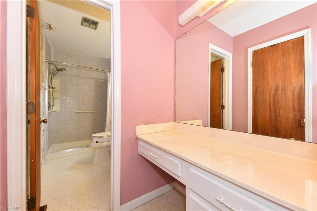 1927 Fleming Road Greensboro, NC 27410 - Photo 19 of 32 Primary bath
