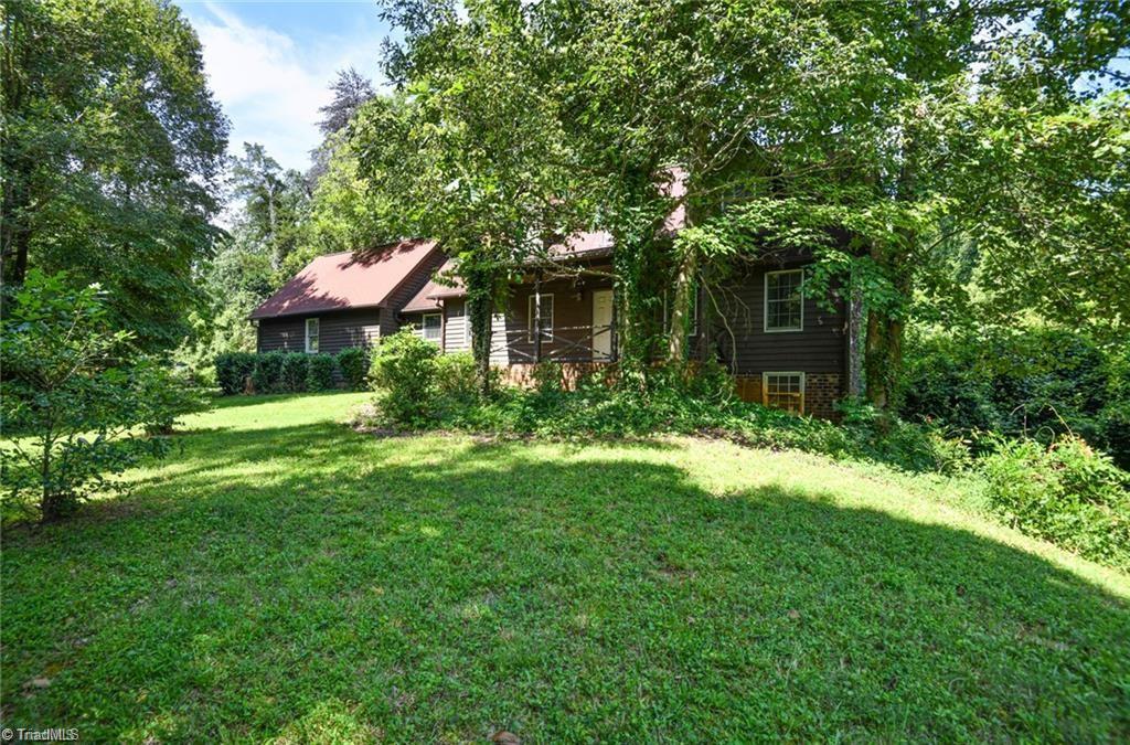 1927 Fleming Road Greensboro, NC 27410 - Photo 6 of 32
