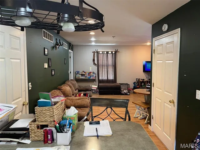 $279,000 | 10010 Finch Road, Potosi, MO 63664