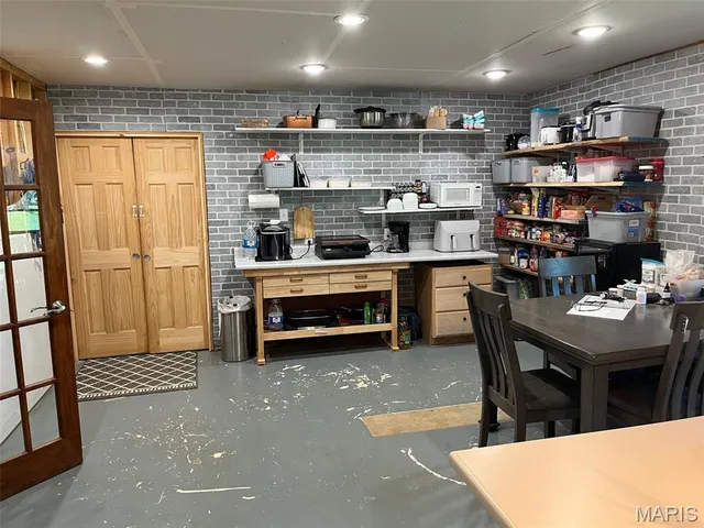 $279,000 | 10010 Finch Road, Potosi, MO 63664