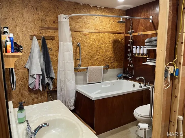 $279,000 | 10010 Finch Road, Potosi, MO 63664