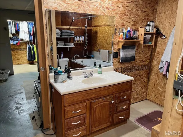 $279,000 | 10010 Finch Road, Potosi, MO 63664