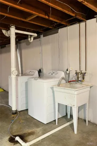 $1,895 | 220 Chamberlin Drive, Ballwin, MO 63021