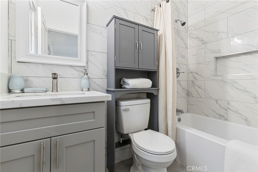 7335 Kyle Street Tujunga, CA 91042 - Photo 13 of 21