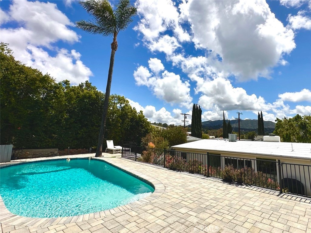 7335 Kyle Street Tujunga, CA 91042 - Photo 19 of 21