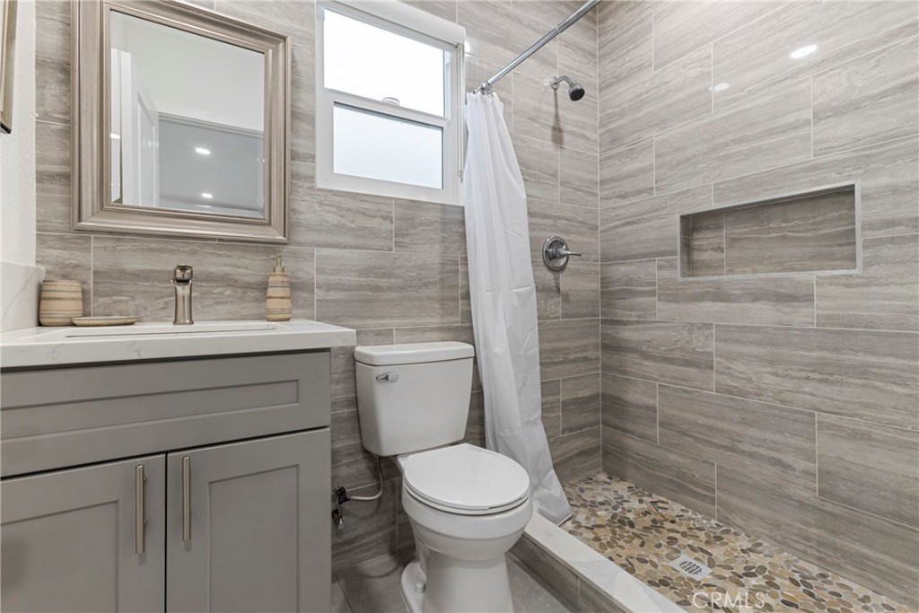 7335 Kyle Street Tujunga, CA 91042 - Photo 10 of 21