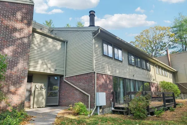 $575,000 | 237 Brown Bear Crossing, Unit 237, Acton, MA 01718