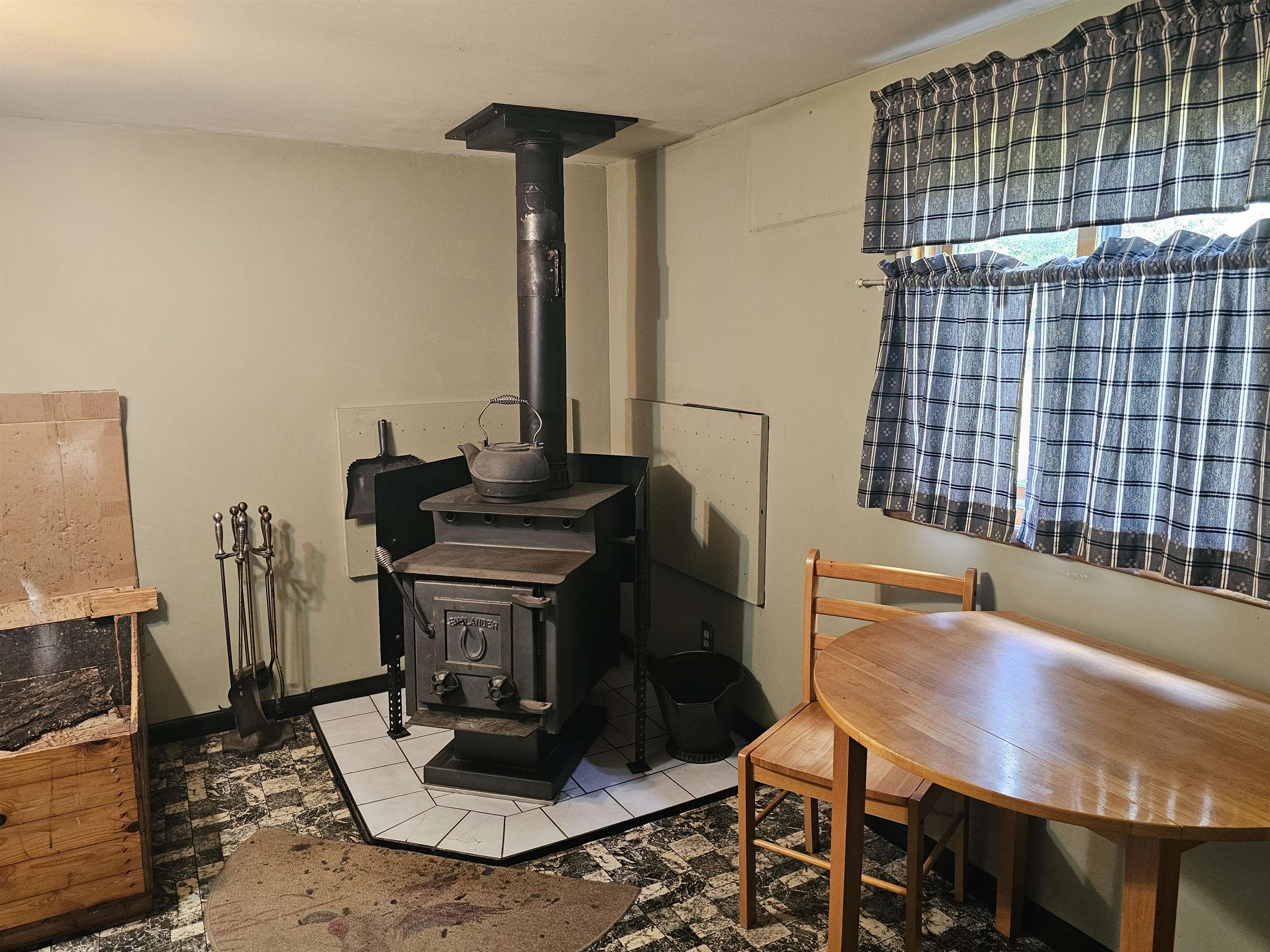7282 Rollway Road South Branch, MI 48761 - Photo 6 of 24 1950093-36390b91-19b1-4318-9510-a1ed530201f7.JPG