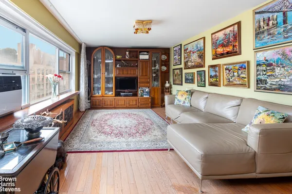 $459,000 | 3130 Irwin Avenue, Unit 8C | Kingsbridge