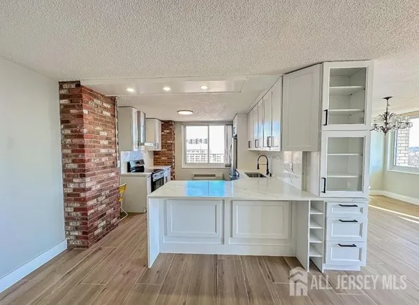 $3,175 | 160 Overlook Avenue, Unit 9A, Hackensack, NJ 07601
