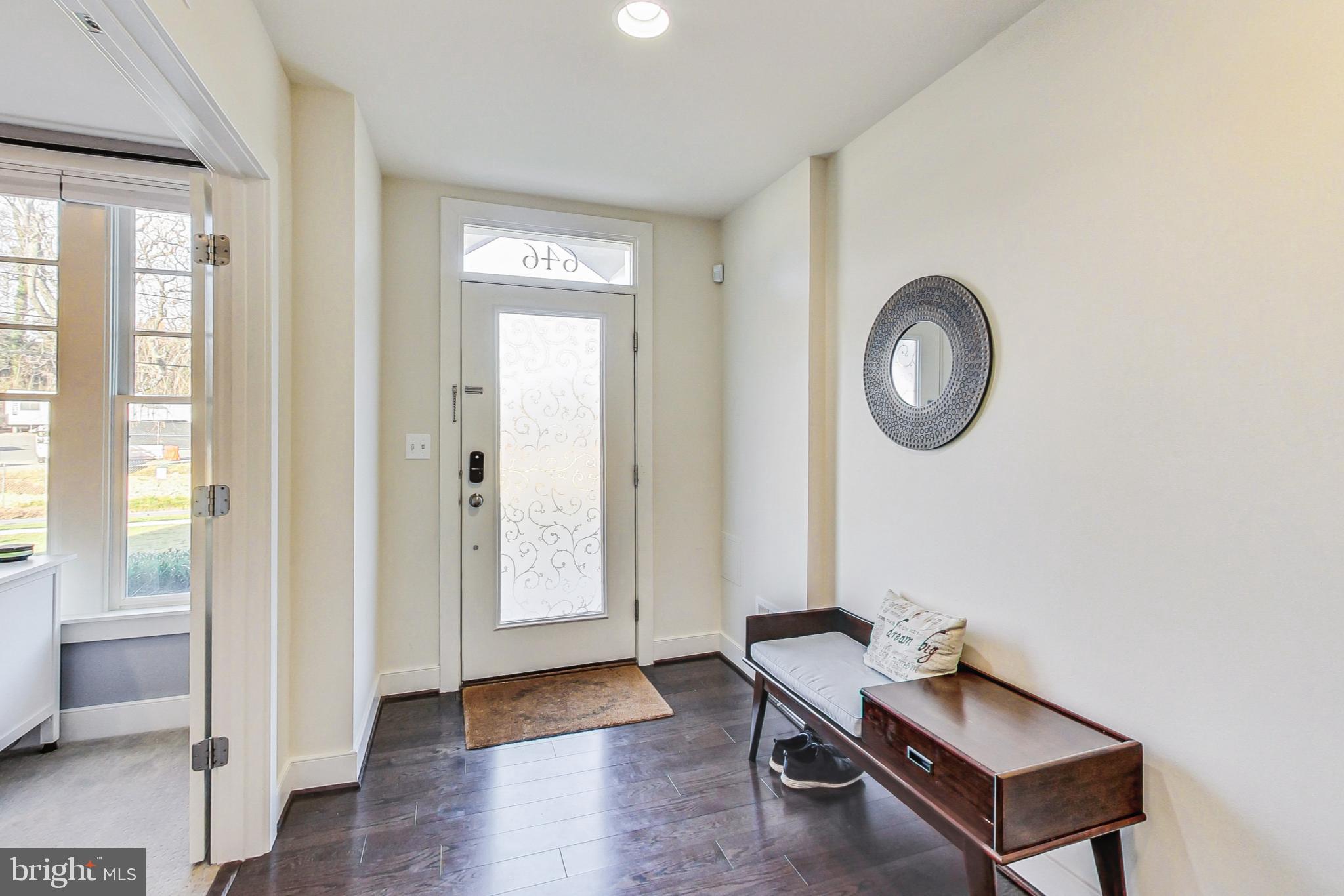 646 Ellsworth Drive Silver Spring, MD 20910 - Photo 4 of 46