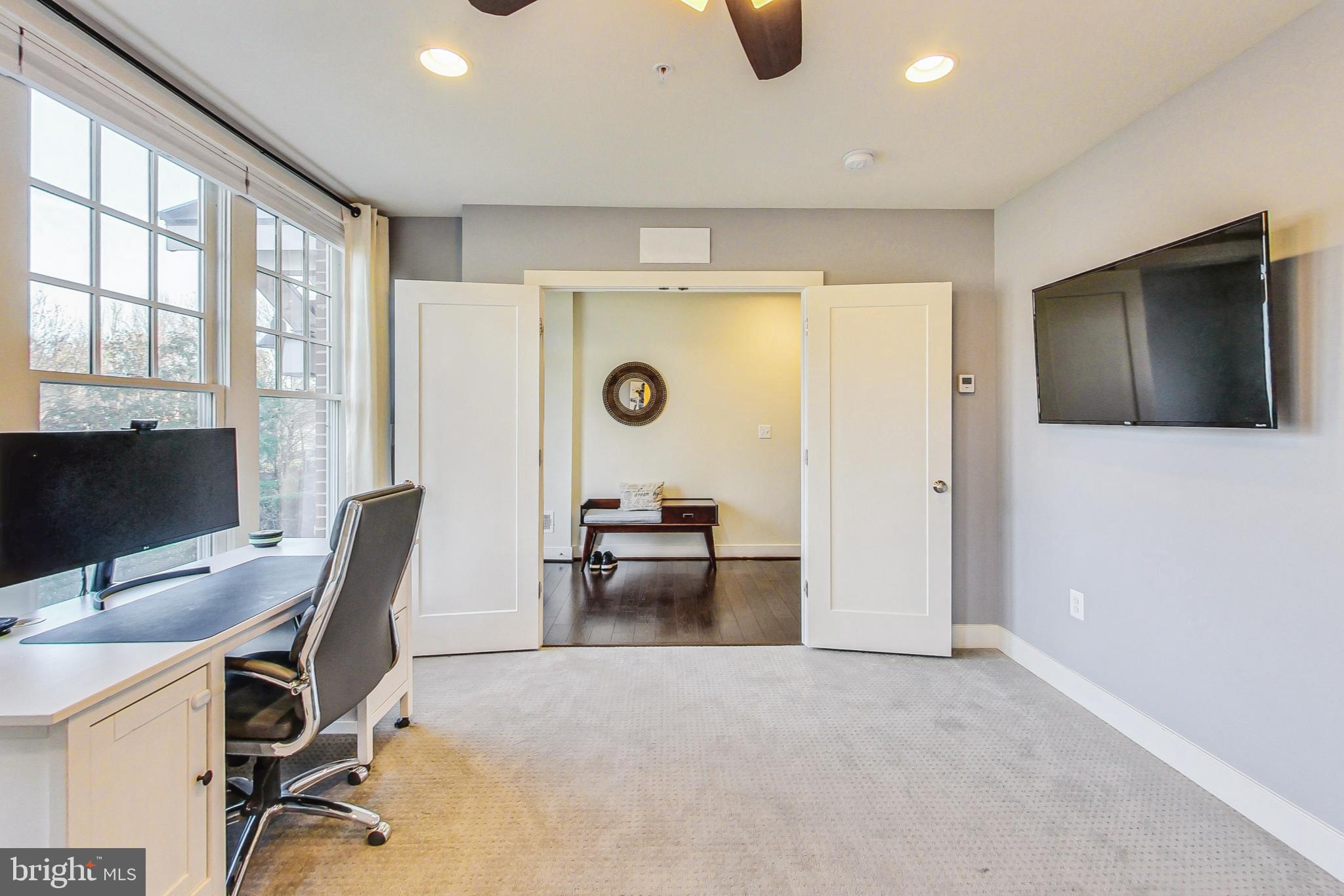 646 Ellsworth Drive Silver Spring, MD 20910 - Photo 8 of 46