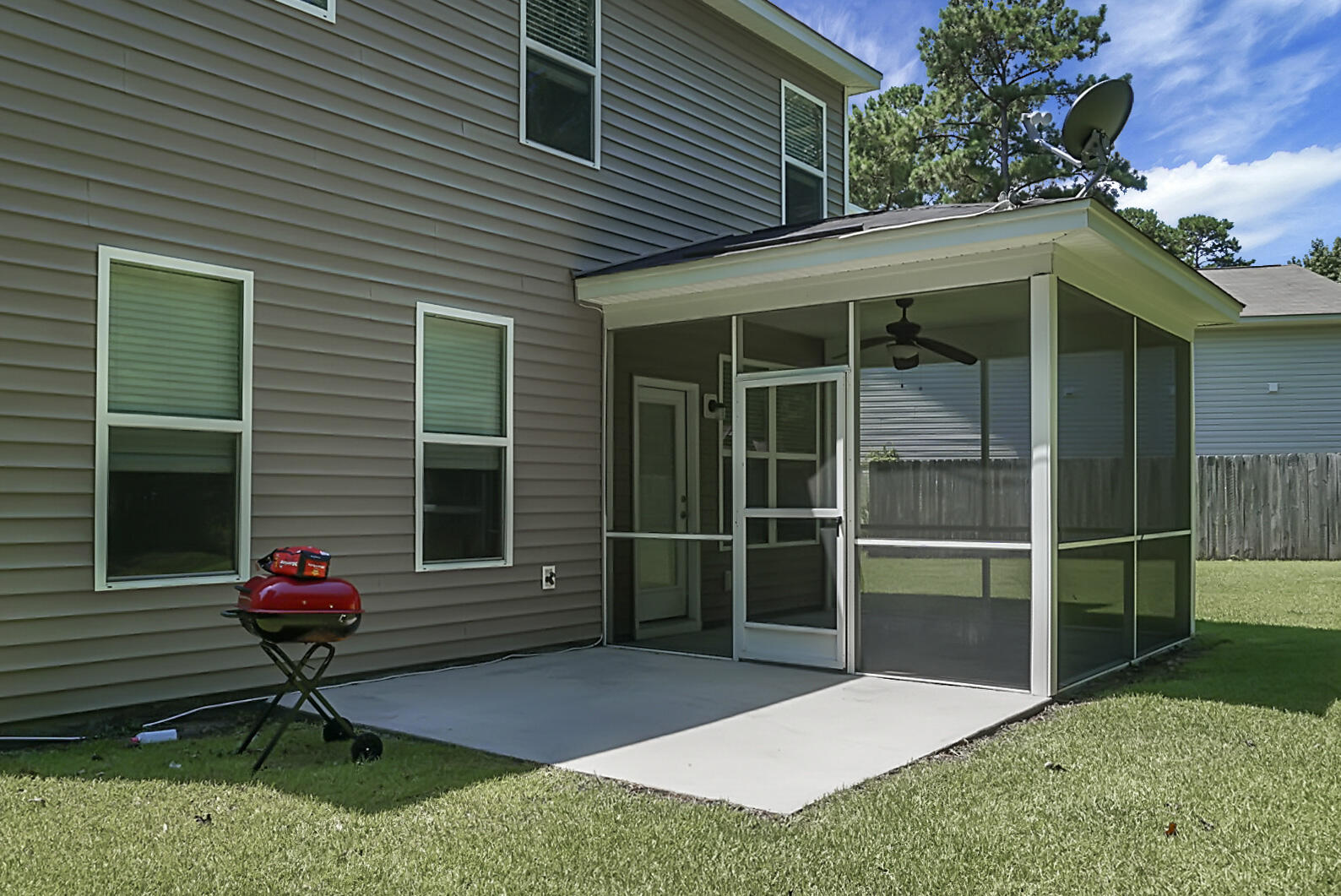 279 Oglethorpe Circle Moncks Corner, SC 29461 - Photo 17 of 41 DSC02137