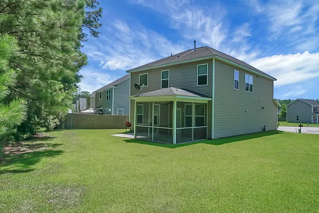 $2,200 | 279 Oglethorpe Circle, Moncks Corner, SC 29461