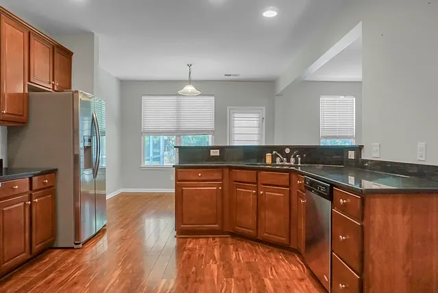 $2,200 | 279 Oglethorpe Circle, Moncks Corner, SC 29461