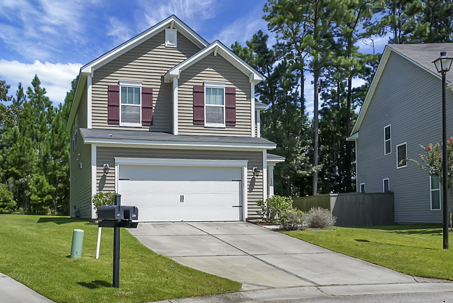 279 Oglethorpe Circle Moncks Corner, SC 29461 - Photo 4 of 41 DSC02095