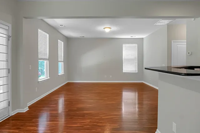 $2,200 | 279 Oglethorpe Circle, Moncks Corner, SC 29461