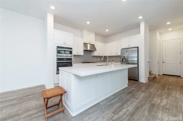 $5,300 | 107 Zawn, Irvine, CA 92618
