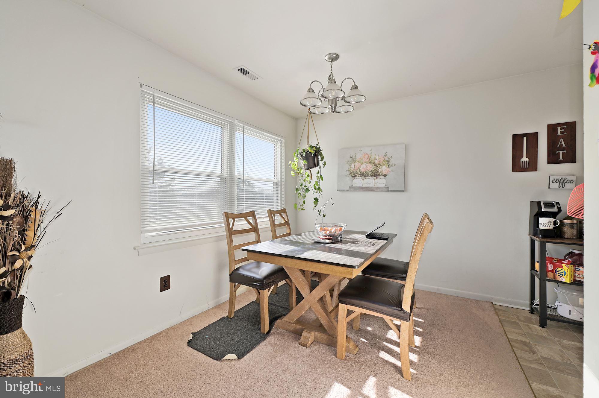 115 Willow Turn Mount Laurel, NJ 08054 - Photo 15 of 26 Unit B Dining