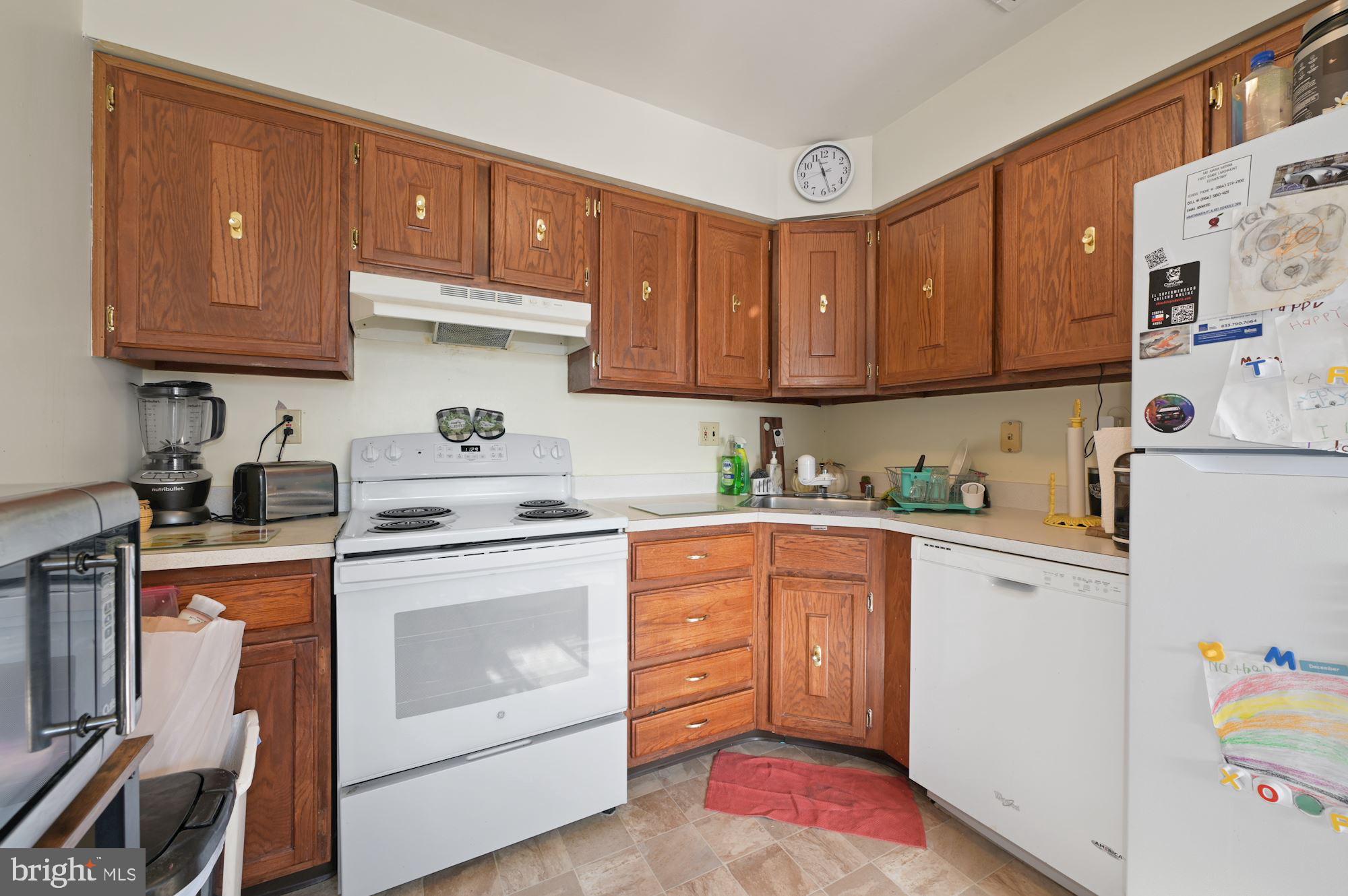 115 Willow Turn Mount Laurel, NJ 08054 - Photo 16 of 26 Unit B kitchen