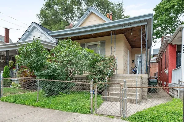 $134,900 | 418 Delmar Place, Covington, KY 41014