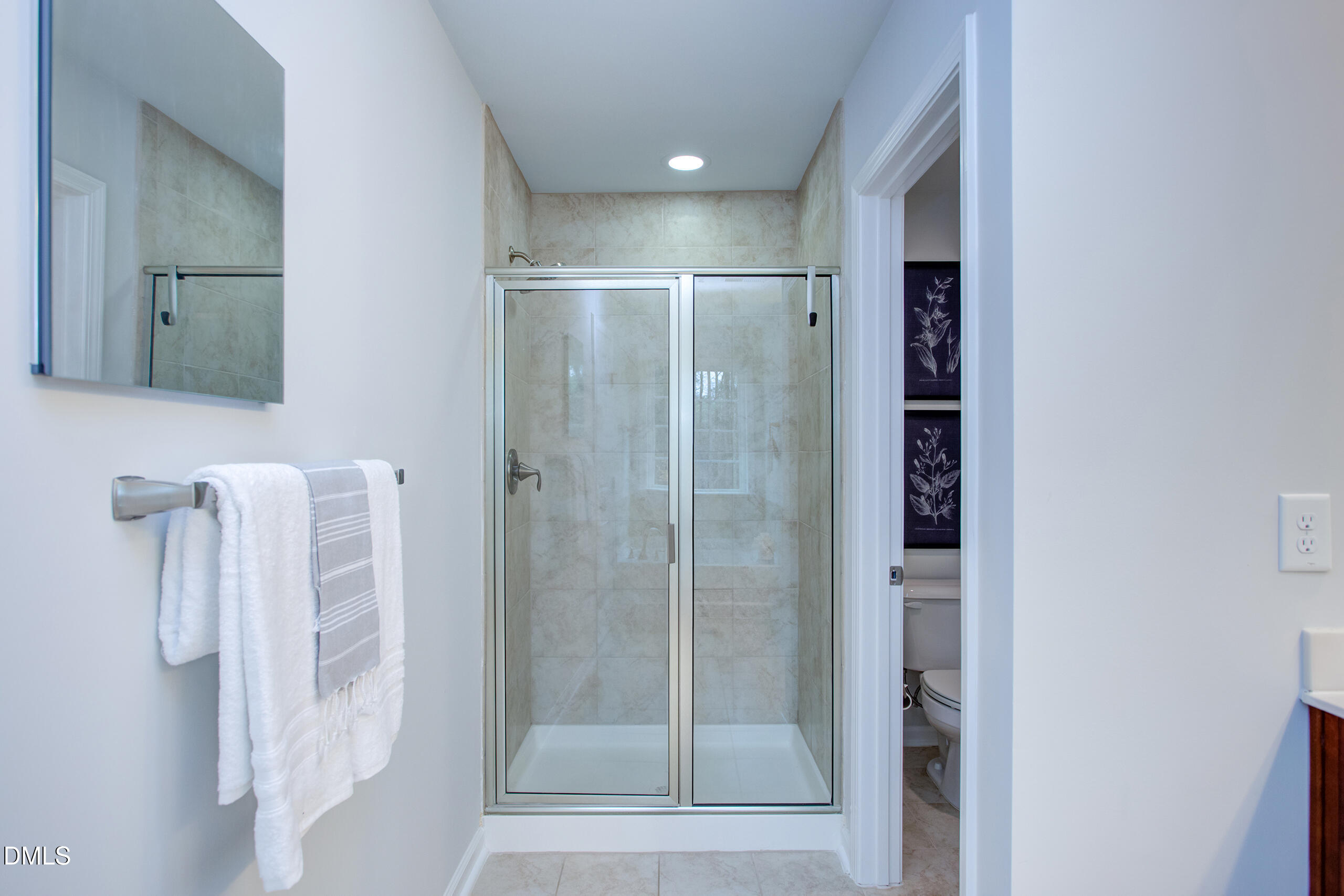 1136 Southpoint Trail Durham, NC 27713 - Photo 17 of 35 Primary Bath