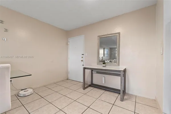 $210,000 | 606 West 81st Street, Unit 302, Hialeah, FL 33014