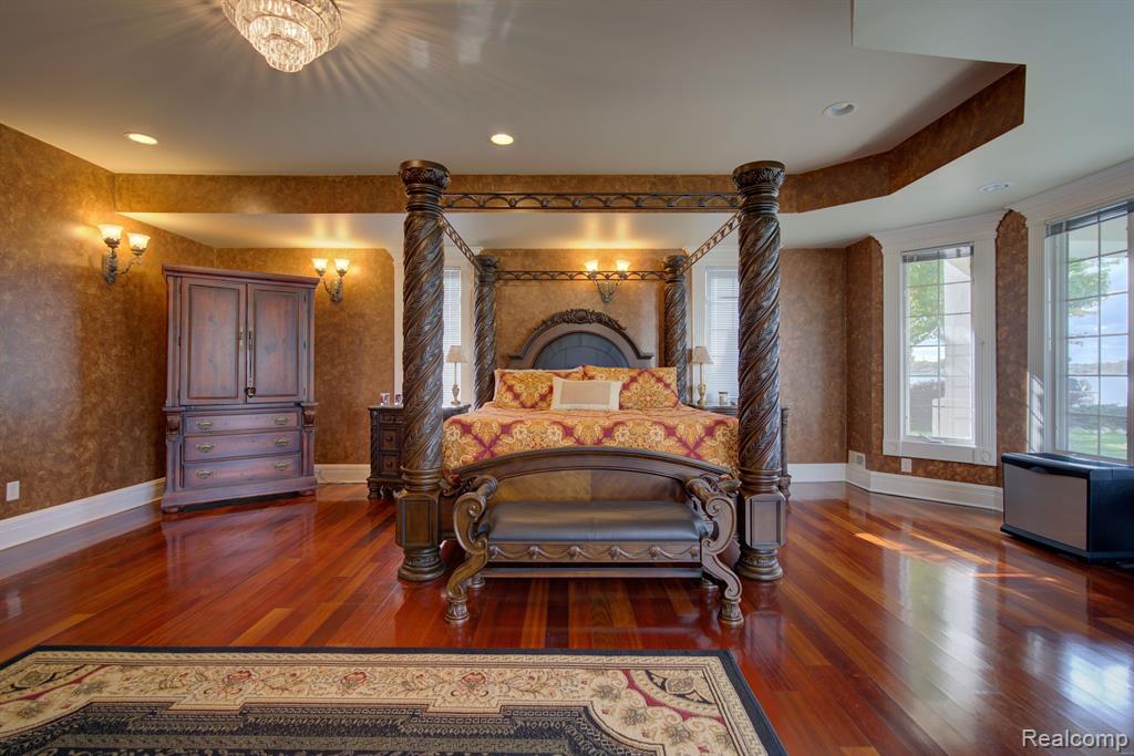 13232 Enid Boulevard Fenton, MI 48430 - Photo 13 of 28 Gallery Image 13
