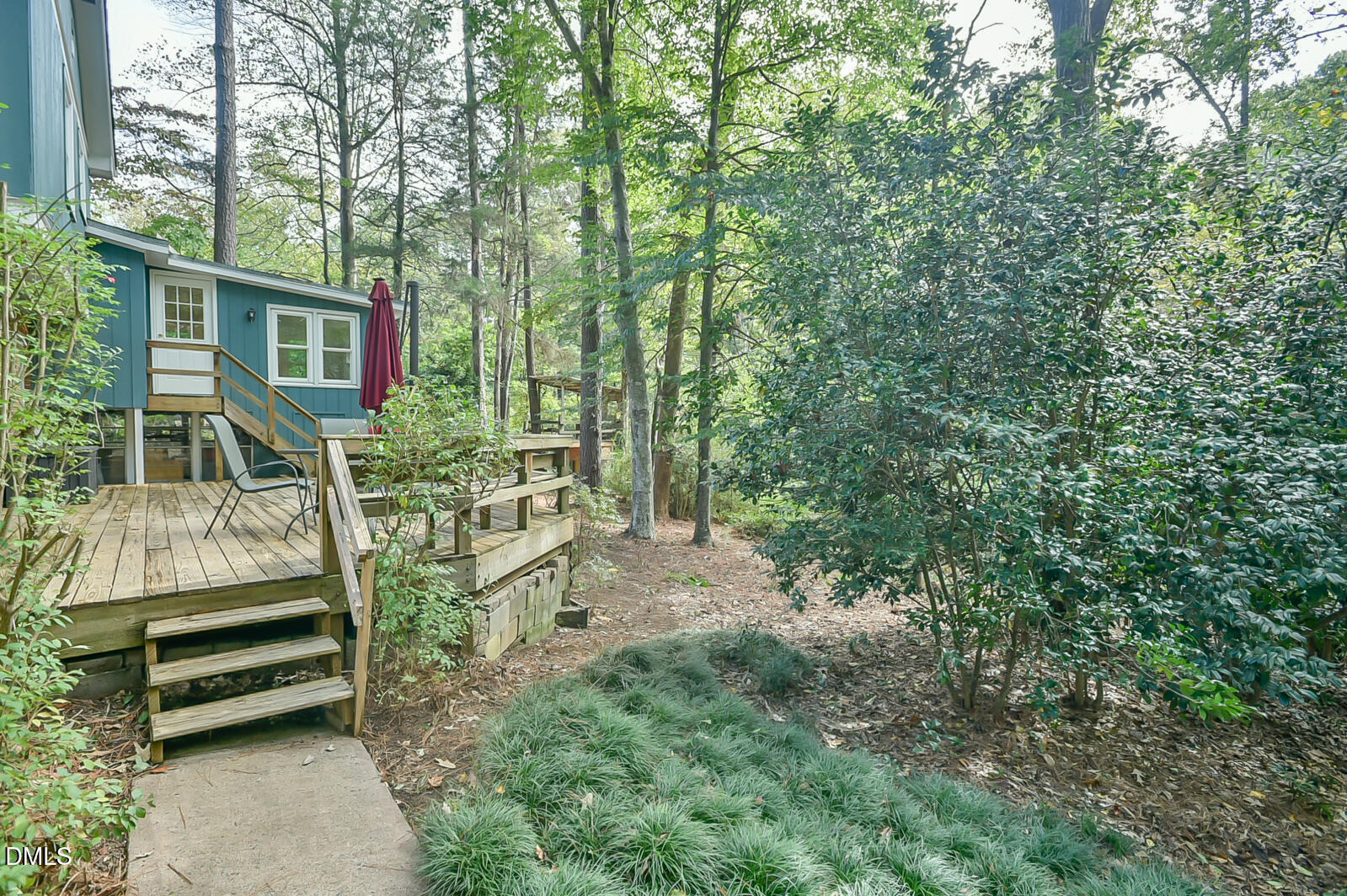 403 Brandywine Road Chapel Hill, NC 27516 - Photo 45 of 53 Side back view