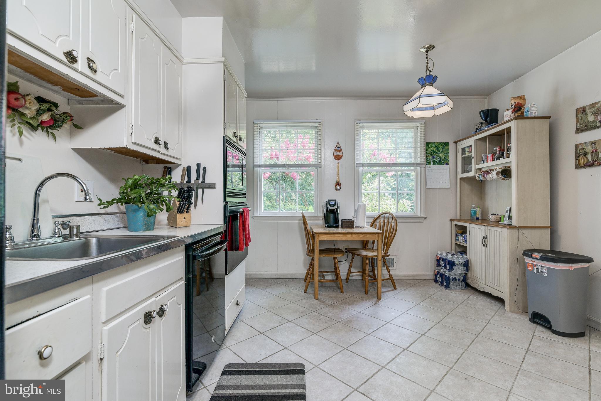 408 Beaumont Road Silver Spring, MD 20904 - Photo 19 of 57 Kitchen With Eat In
