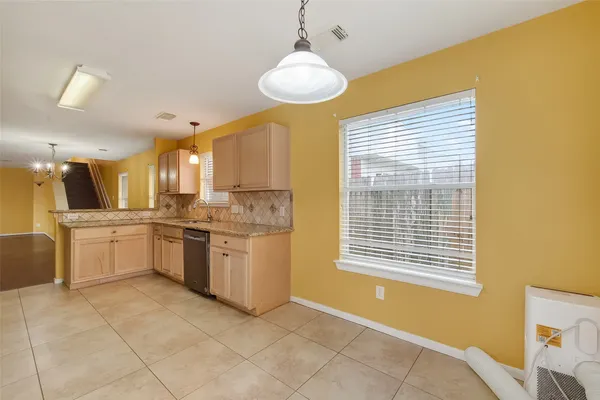 $1,900 | 6615 Windy River Lane, Katy, TX 77449