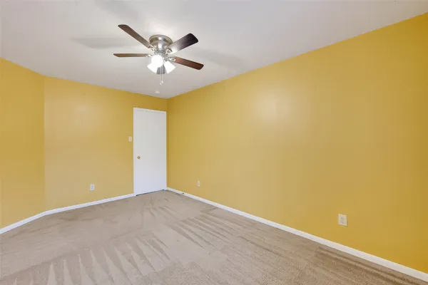 $1,900 | 6615 Windy River Lane, Katy, TX 77449