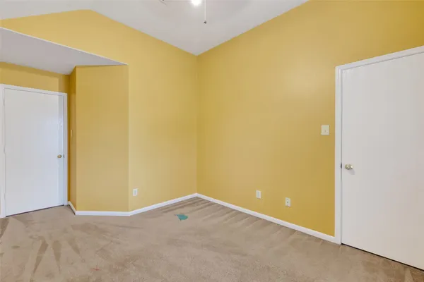 $1,900 | 6615 Windy River Lane, Katy, TX 77449