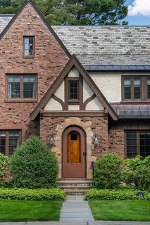 $2,495,000 | 14 Homestead Street, Newton, MA 02468