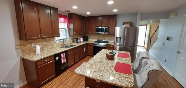 $469,900 | 232 West Pembrooke Drive, Smyrna, DE 19977
