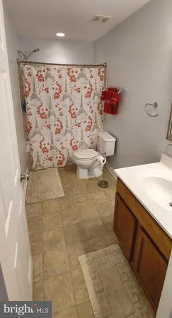 $469,900 | 232 West Pembrooke Drive, Smyrna, DE 19977