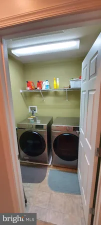 $469,900 | 232 West Pembrooke Drive, Smyrna, DE 19977