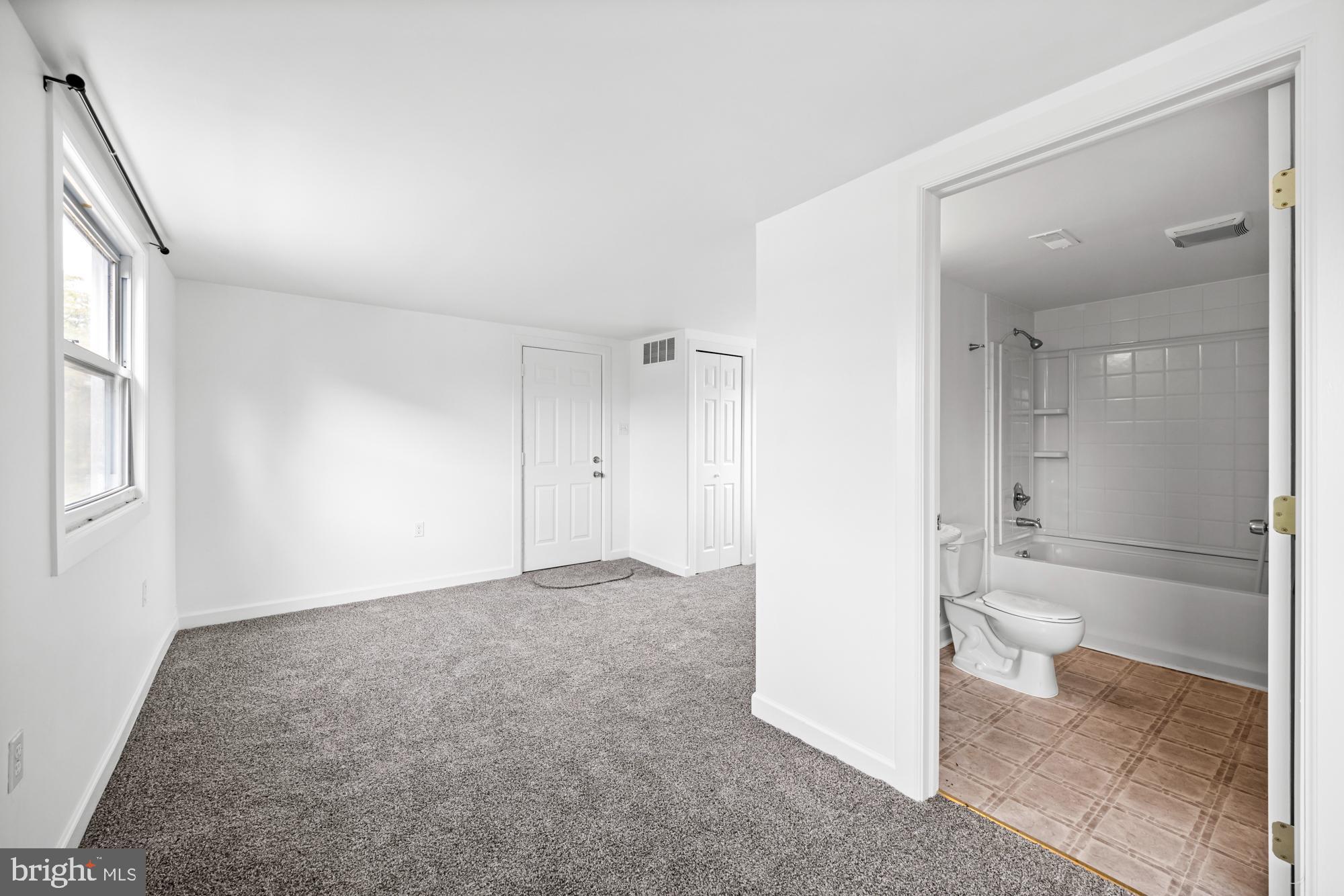 322 Erial Road Pine Hill, NJ 08021 - Photo 18 of 29