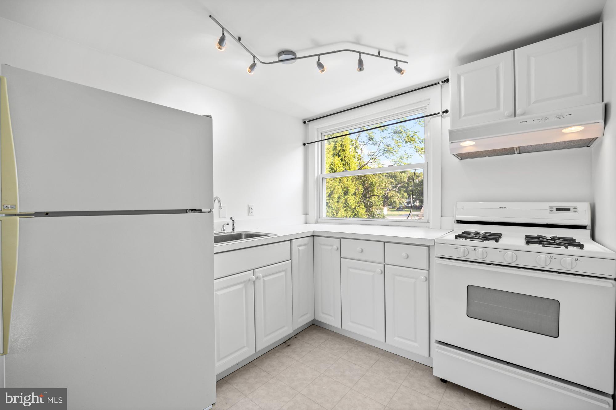 322 Erial Road Pine Hill, NJ 08021 - Photo 21 of 29