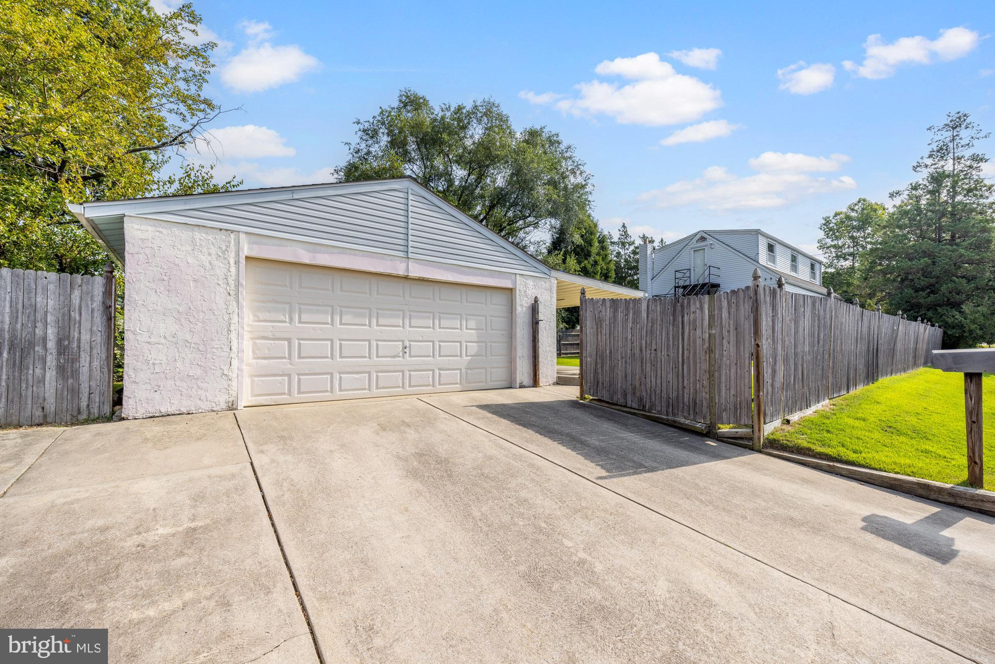 322 Erial Road Pine Hill, NJ 08021 - Photo 3 of 29