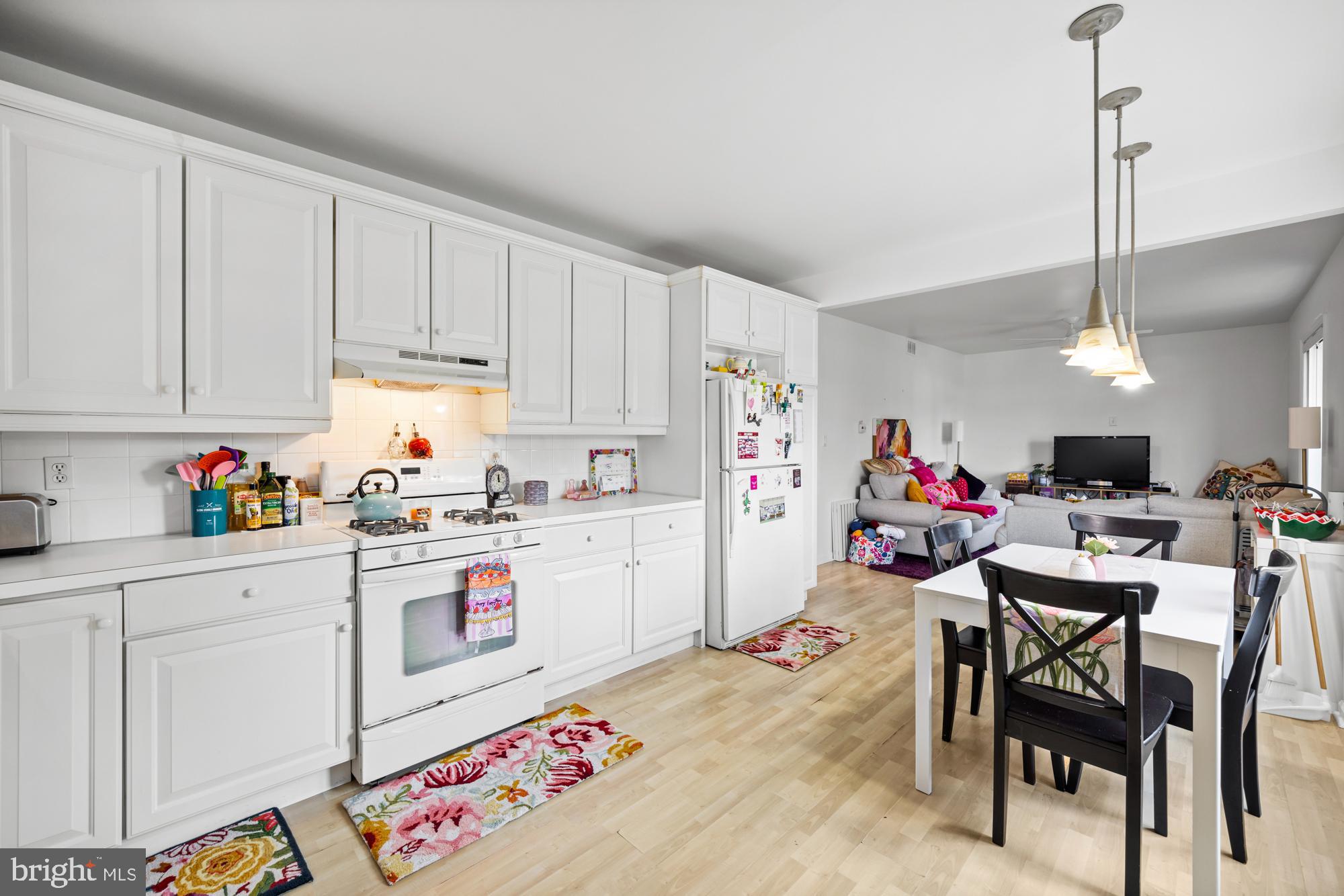 322 Erial Road Pine Hill, NJ 08021 - Photo 4 of 29