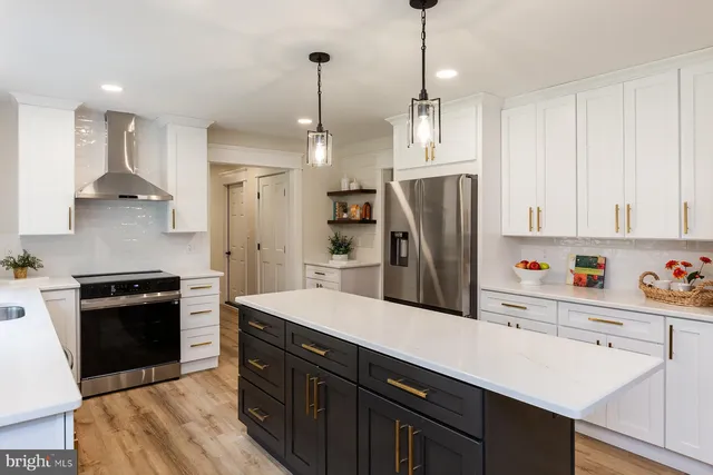 $695,000 | 908 Walnut Street, Wormleysburg, PA 17043